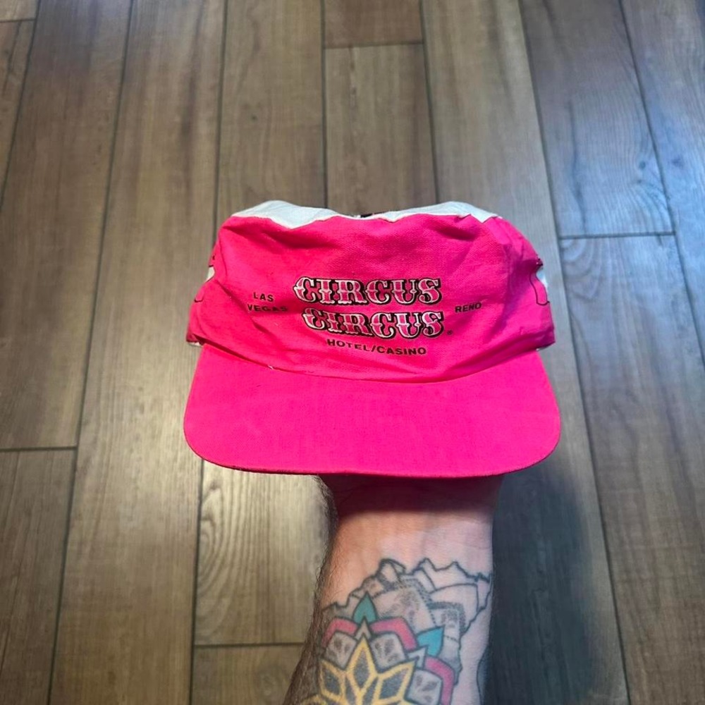 Vintage Circus Circus‎ Las Vegas Painters Pill Box SnapBack Cap OSFM